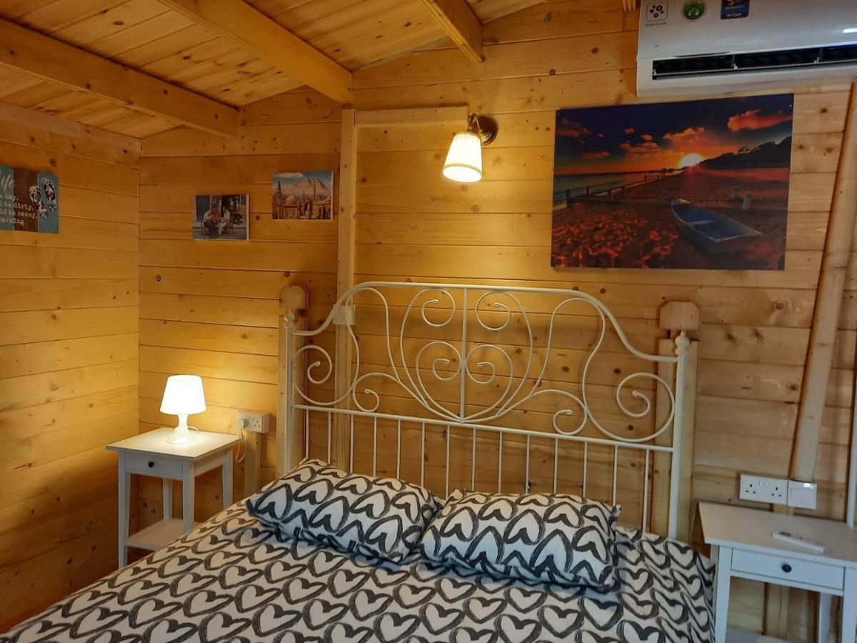 Cyprus Glamping Park Otel Agios Theodoros Dış mekan fotoğraf