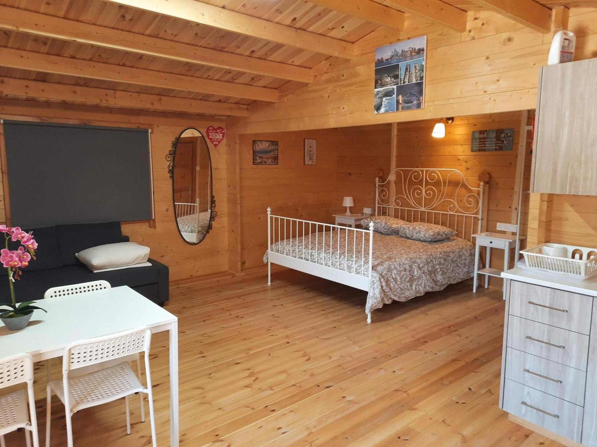 Cyprus Glamping Park Otel Agios Theodoros Oda fotoğraf